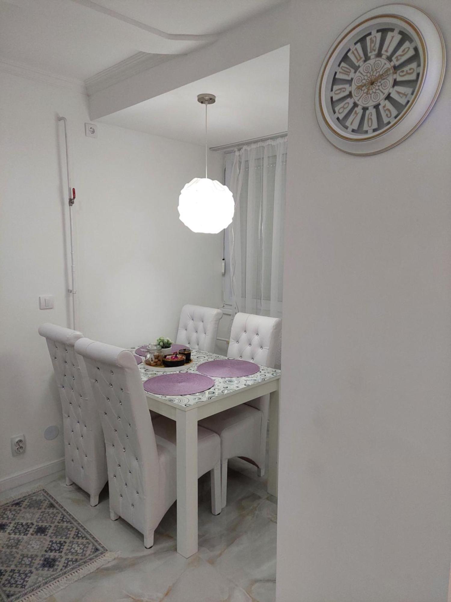 Apartman Star Lux Kula Esterno foto