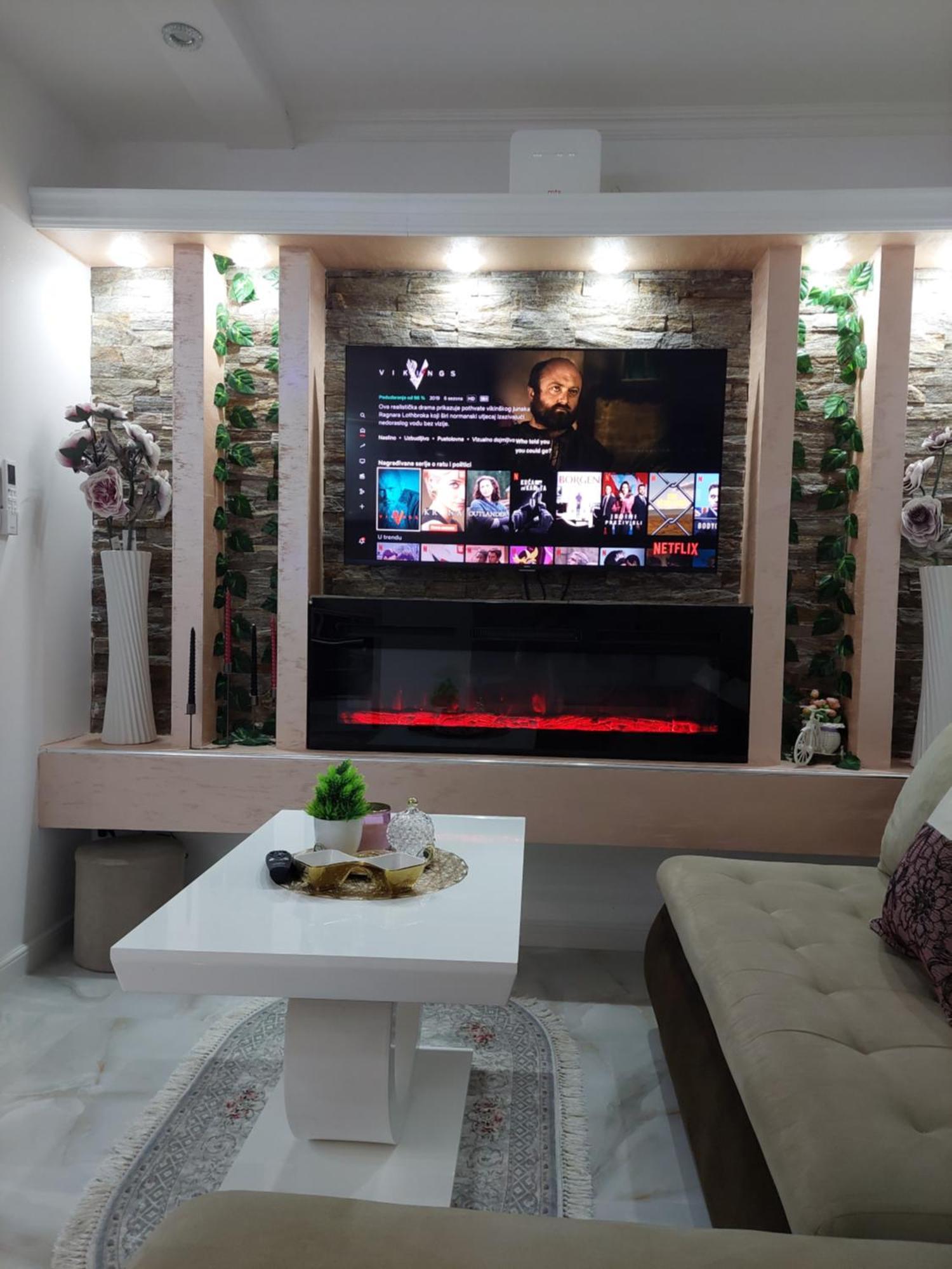 Apartman Star Lux Kula Esterno foto
